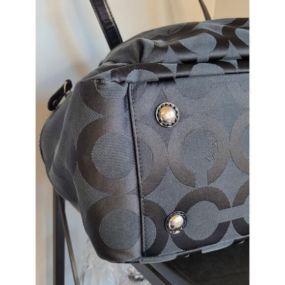Coach Black Signature Sateen Diaper Bag With Pad Tote Bag Large A0969-13629 EUC - Picture 8 of 16